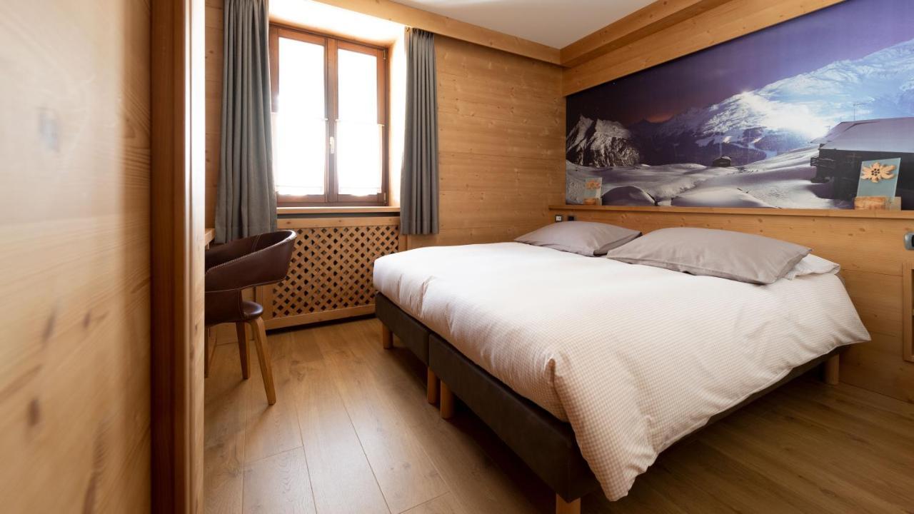Hotel Compagnoni Santa Caterina Valfurva Exterior photo