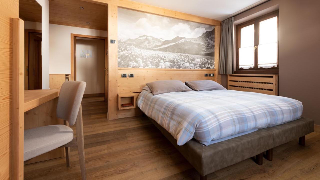 Hotel Compagnoni Santa Caterina Valfurva Exterior photo