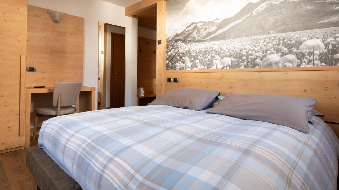 Hotel Compagnoni Santa Caterina Valfurva Exterior photo