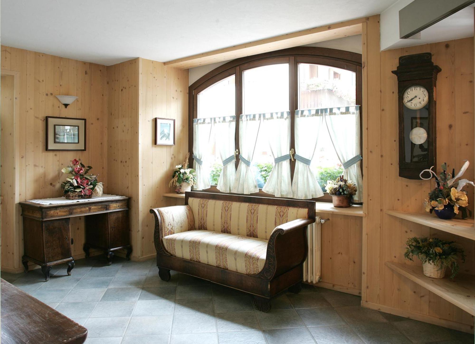 Hotel Compagnoni Santa Caterina Valfurva Exterior photo