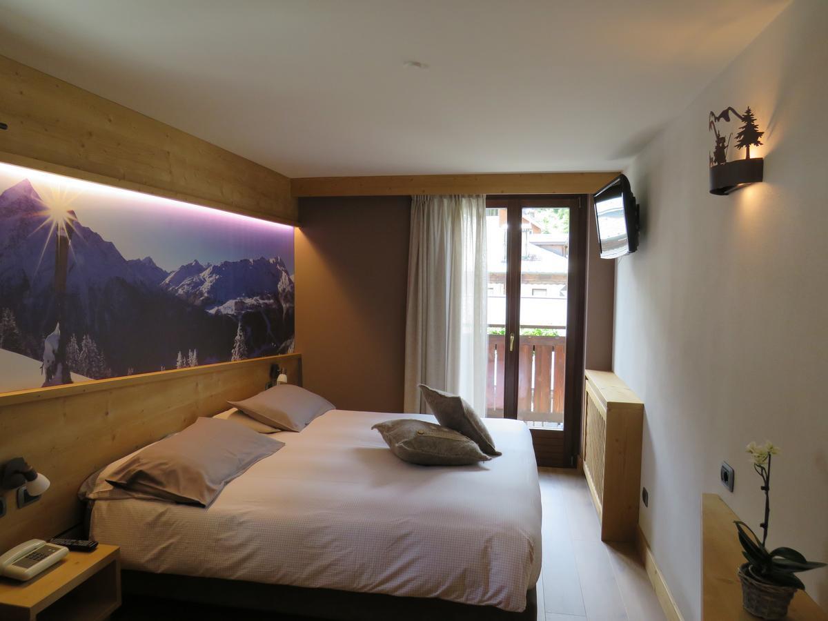 Hotel Compagnoni Santa Caterina Valfurva Exterior photo